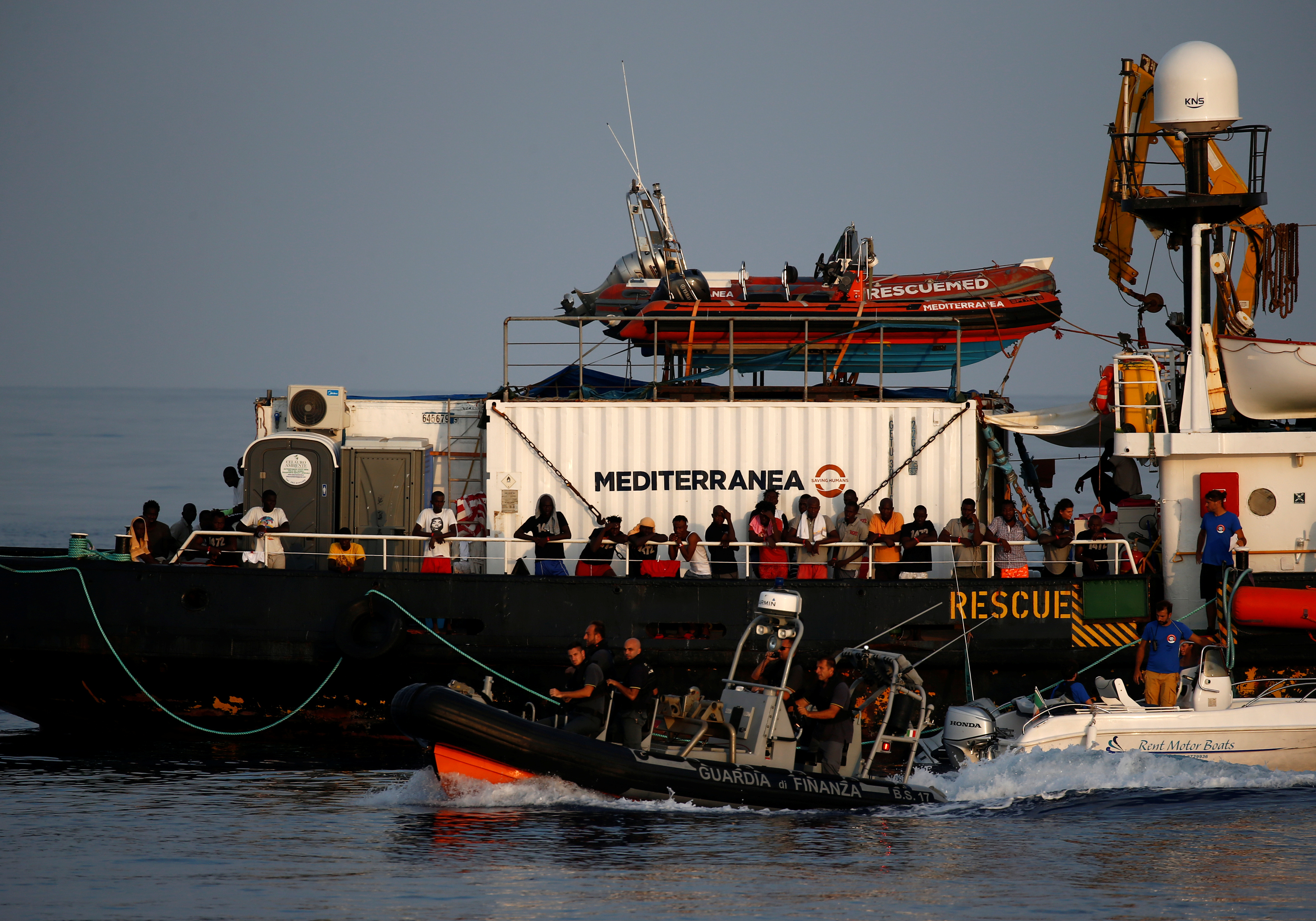 Η Ιταλία ζητά να αποβιβάσει στη Βαλέτα 90 μετανάστες
