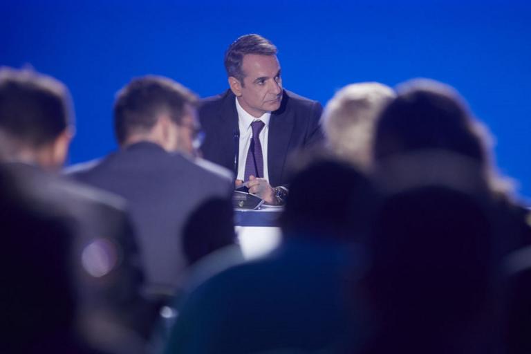 ΔΕΘ: Όταν ο Μητσοτάκης «λύγισε» στη συνέντευξη Τύπου – Video