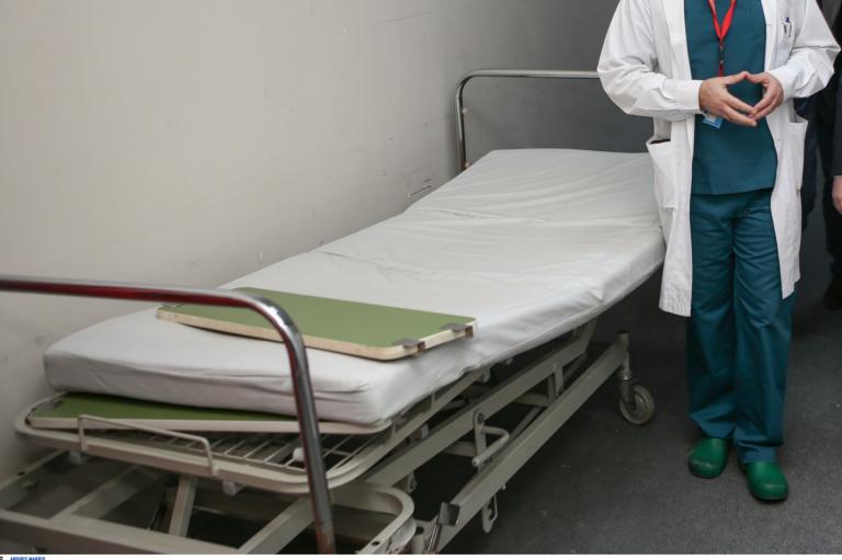ÎšÏÎ®Ï„Î·: Î£Ï„Î¿ Î½Î¿ÏƒÎ¿ÎºÎ¿Î¼ÎµÎ¯Î¿ 27Ï‡ÏÎ¿Î½Î· Î¼ÎµÏ„Î¬ Î±Ï€ÏŒ ÎºÎ±Ï„Î±Î½Î¬Î»Ï‰ÏƒÎ· Î±Î»ÎºÎ¿ÏŒÎ»