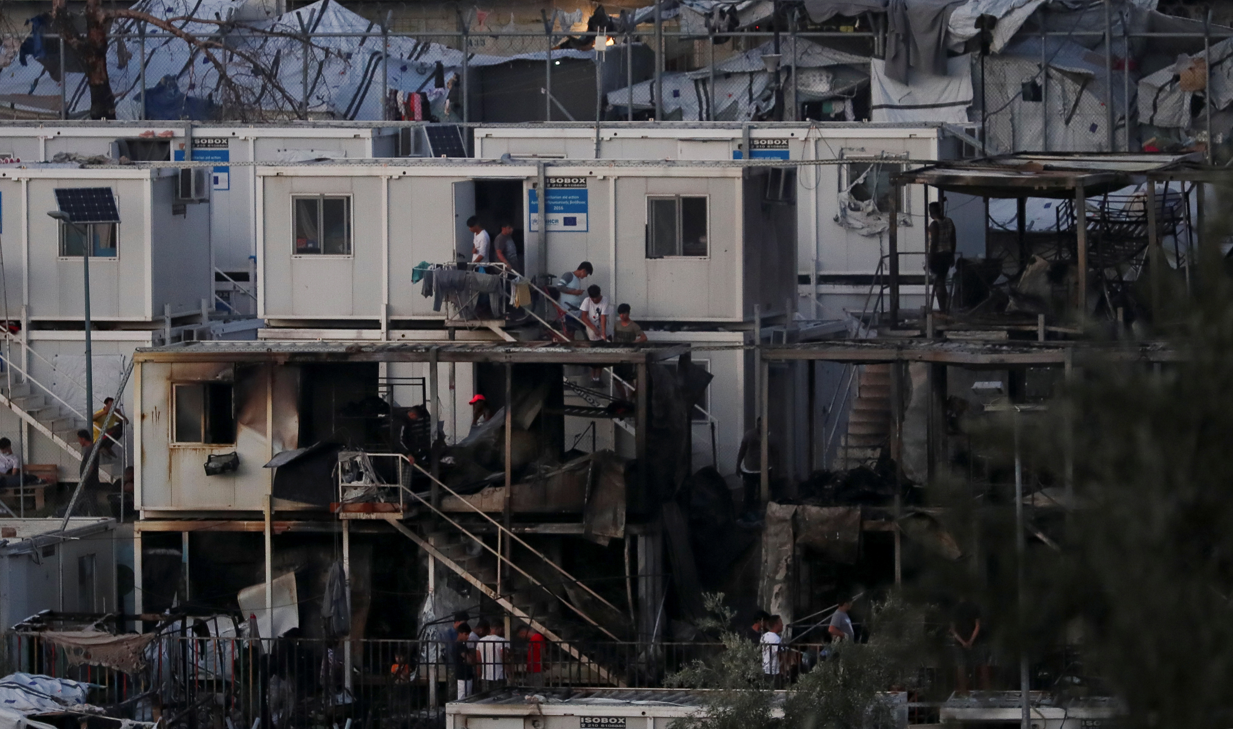 Μόρια: Έτσι έσωσε το μωρό της πριν καεί ζωντανή!