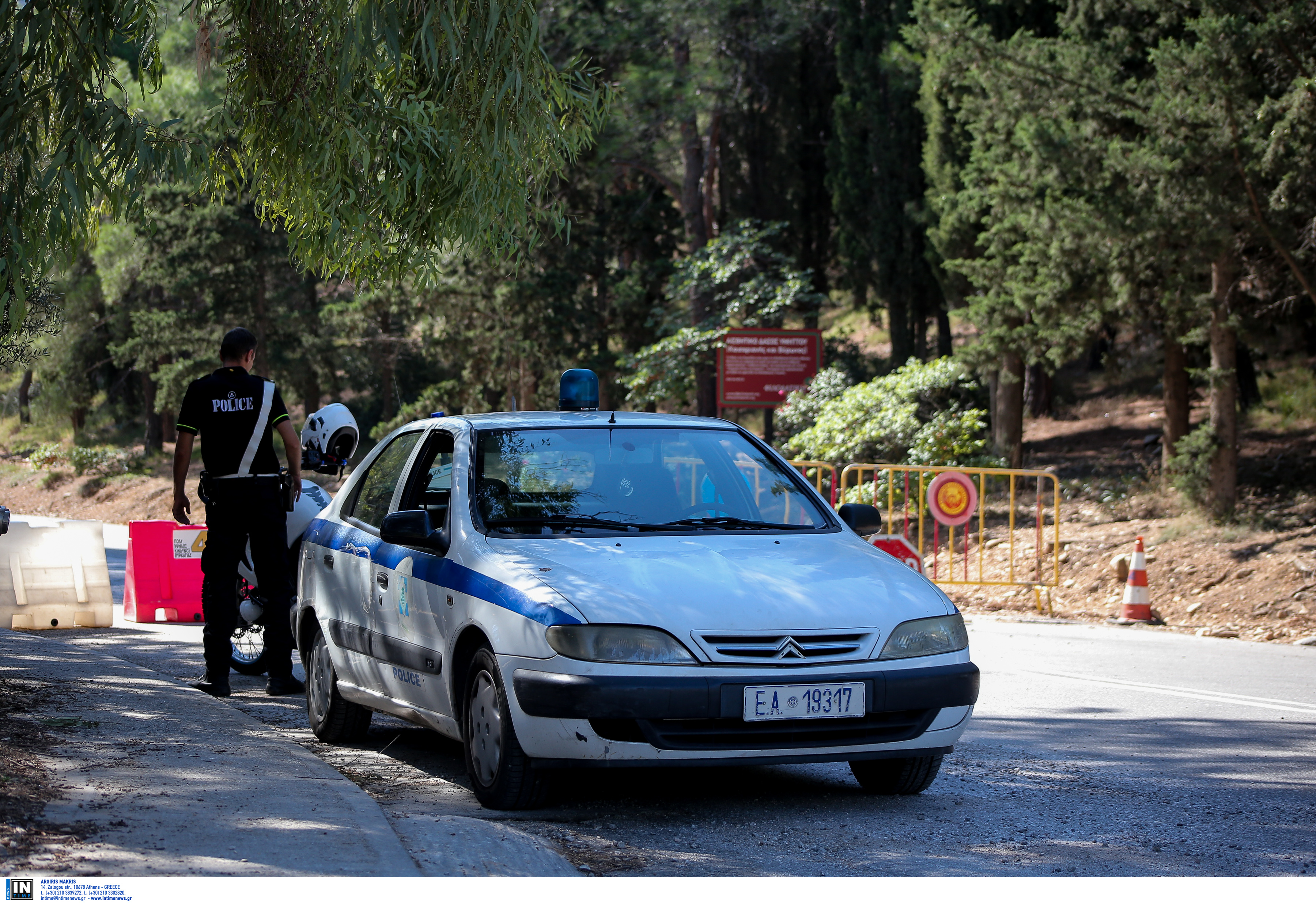 Βόλος: Θρίλερ με απανθρακωμένο πτώμα σε αυτοκίνητο – Αποκλεισμένη η περιοχή από αστυνομικούς!