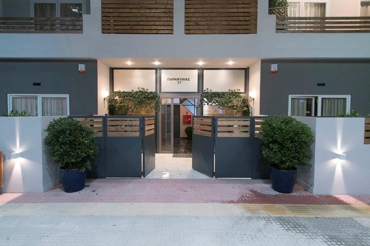 “Όλοι έγραφαν ότι θα είμαι στο ριμέικ της Πολυκατοικίας και φτάσαμε στον Αύγουστο για να επιβεβαιωθεί ότι δεν θα είμαι!”