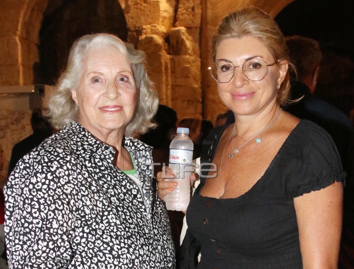 Χριστίνα και Υακίνθη Πολίτη: Βραδινή έξοδος στο Ηρώδειο για μαμά και κόρη!