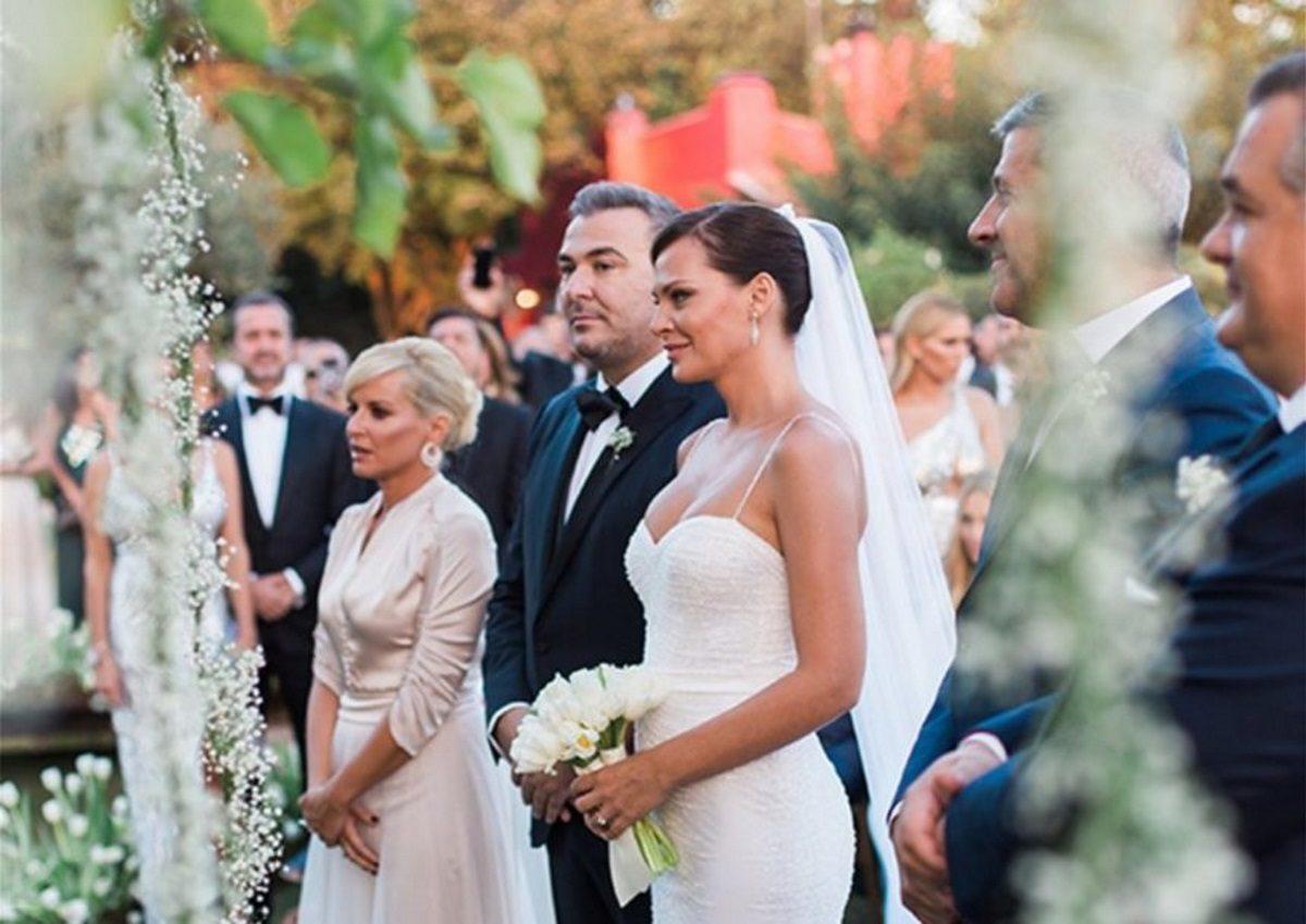 Υβόννη Μπόσνιακ: Τα λόγια αγάπης στον Αντώνη Ρέμο με αφορμή την πρώτη επέτειο γάμου τους!