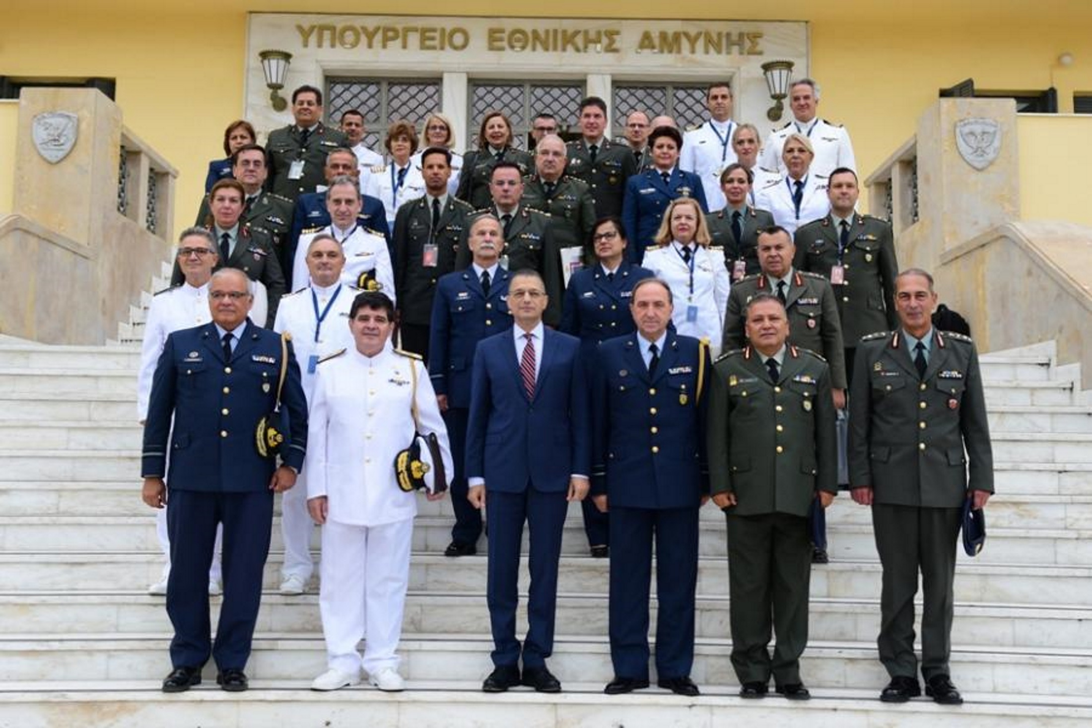 Σύσκεψη του ΥΦΕΘΑ Στεφανή με τις Διευθύνσεις/Διοικήσεις των νοσοκομείων των ΕΔ [pic]