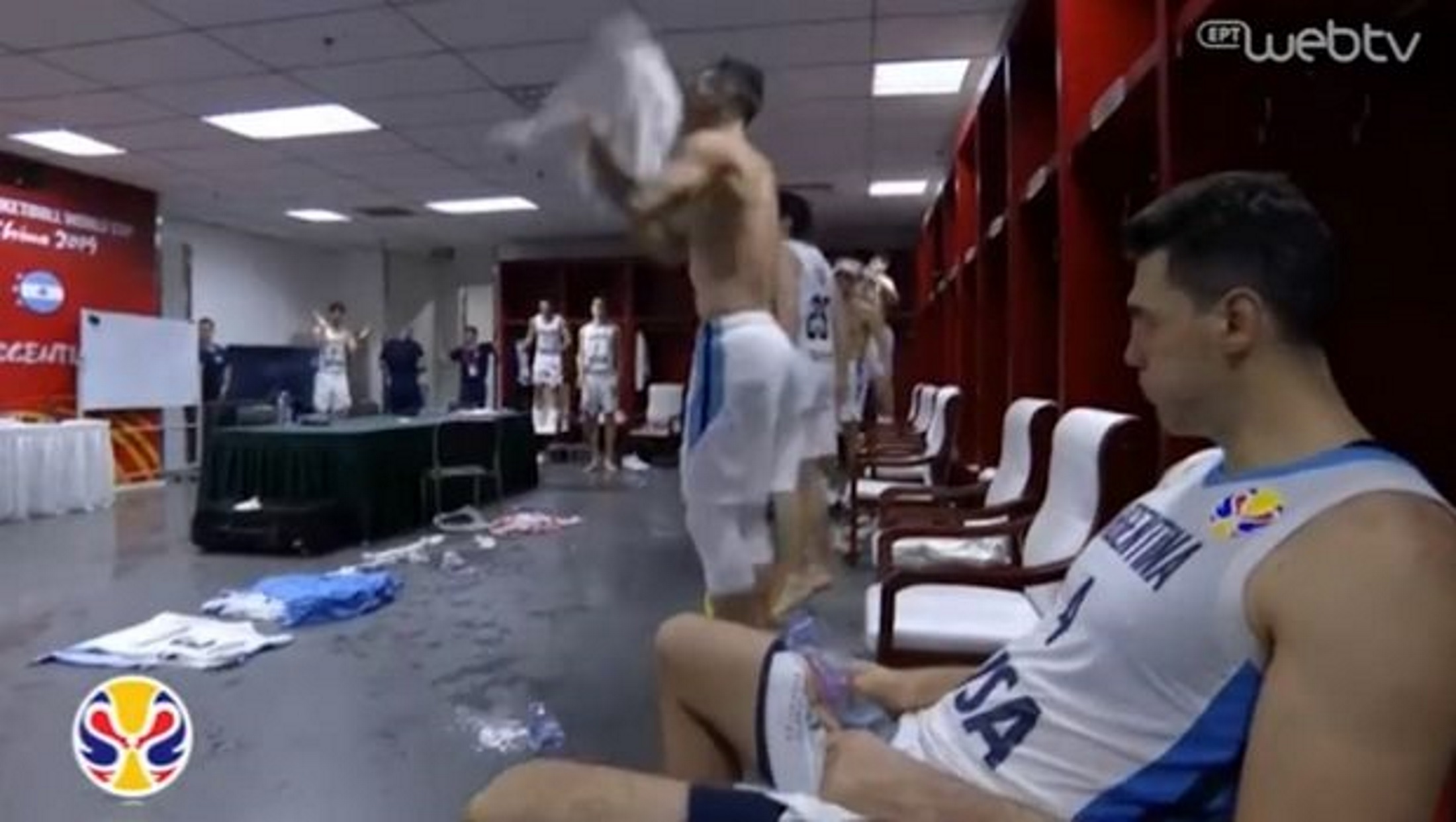 Μουντομπάσκετ 2019: Βίντεο από τα αποδυτήρια της Αργεντινής! Μόνο ο Σκόλα δεν χόρευε – video