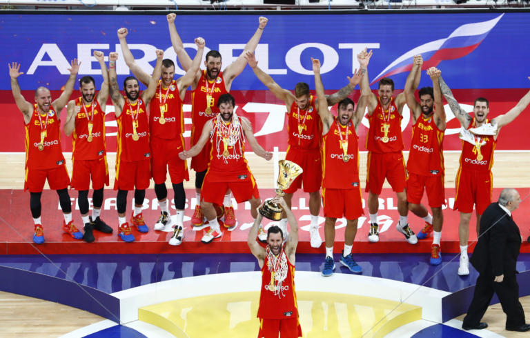 Μουντομπάσκετ 2019: Η απονομή της Ισπανίας! Το σήκωσε ο Ρούντι – video