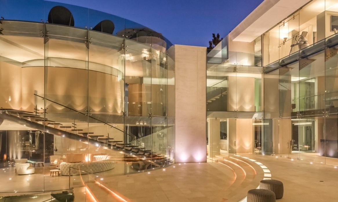 Αυτό το σπίτι είναι ο ορισμός της πολυτέλειας – Δείτε που είναι