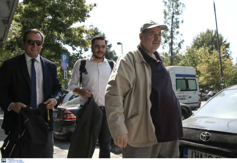 Φίλης: Οργή για ΣτΕ! «Γυρίζει την εκπαίδευση στη δεκαετία του ’50»!