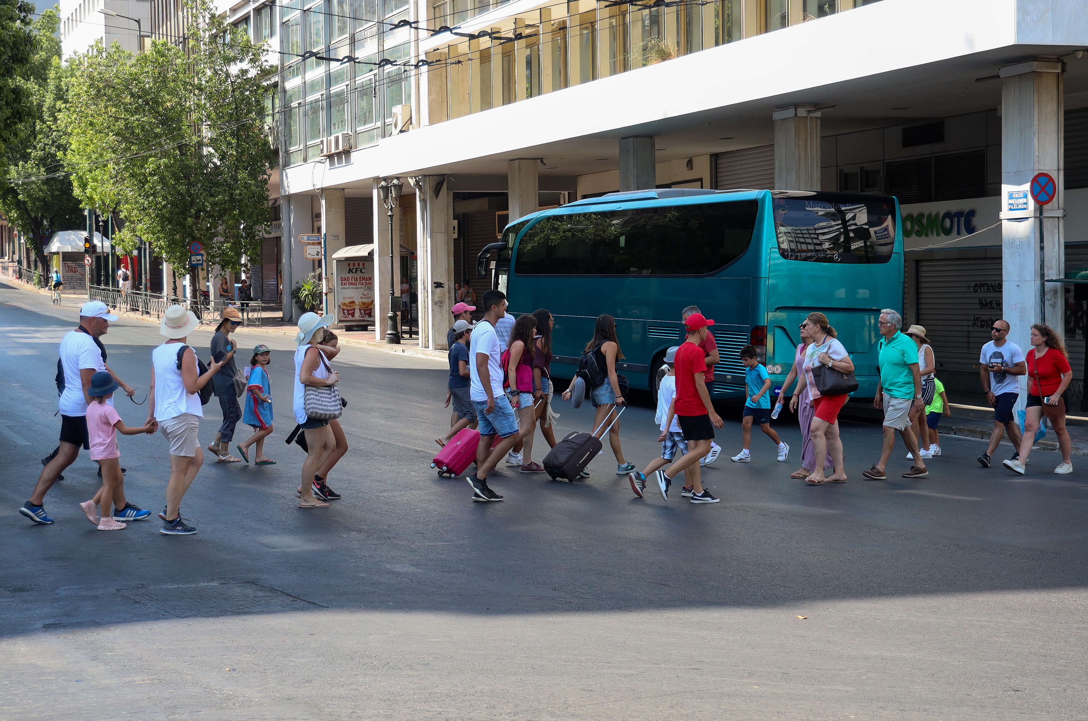 Τα “καυτά” προβλήματα του τουρισμού στη συνάντηση ΣΕΤΕ – Υπουργείου