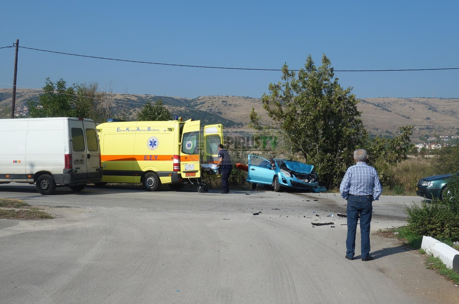 Γιάννενα: Νέο τροχαίο στον δρόμο καρμανιόλα – Δραματικός απεγκλωβισμός τραυματισμένου οδηγού – video