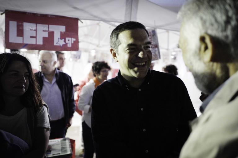 Αλέξης Τσίπρας: Σε ειδική προβολή είδε το «Ενήλικες στο Δωμάτιο»