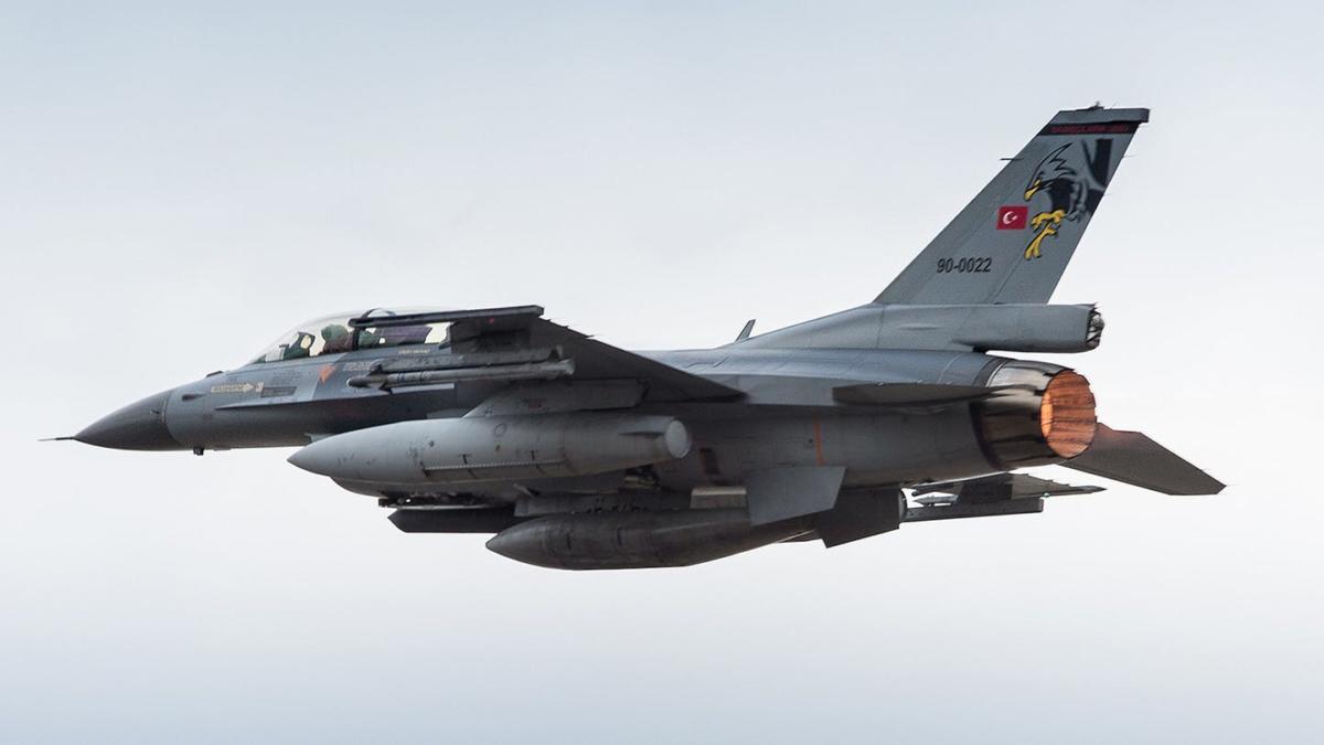 Απτόητη συνεχίζει η Τουρκία – Μαχητικά F-16 βγήκαν ξανά στο Αιγαίο