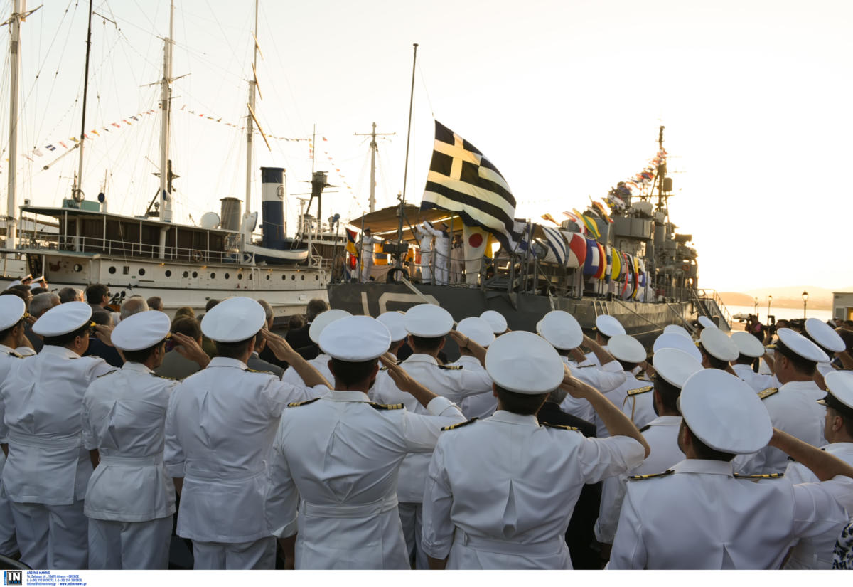 Το θρυλικό αντιτορπιλικό “ΒΕΛΟΣ” στη Θεσσαλονίκη στο πλαίσιο της 84ης ΔΕΘ! [pics]