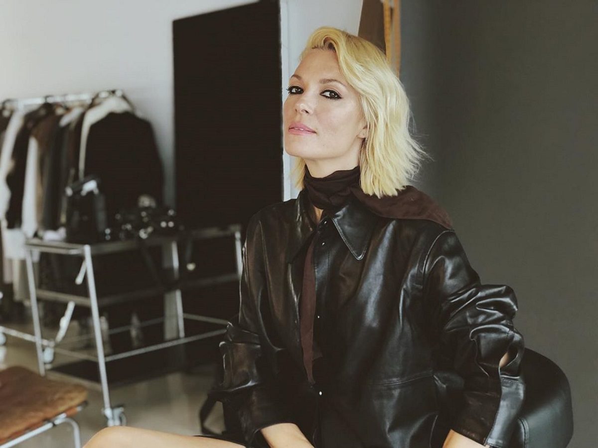 Βίκυ Καγιά: Δημοσίευσε φωτογραφία της 25 χρόνια πριν και μας εντυπωσίασε με την εμφάνισή της