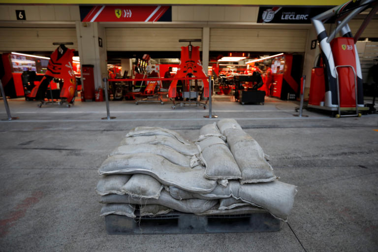 F1: Ανέβαλε τις κατατακτήριες ο τυφώνας «Χατζίμπις»!