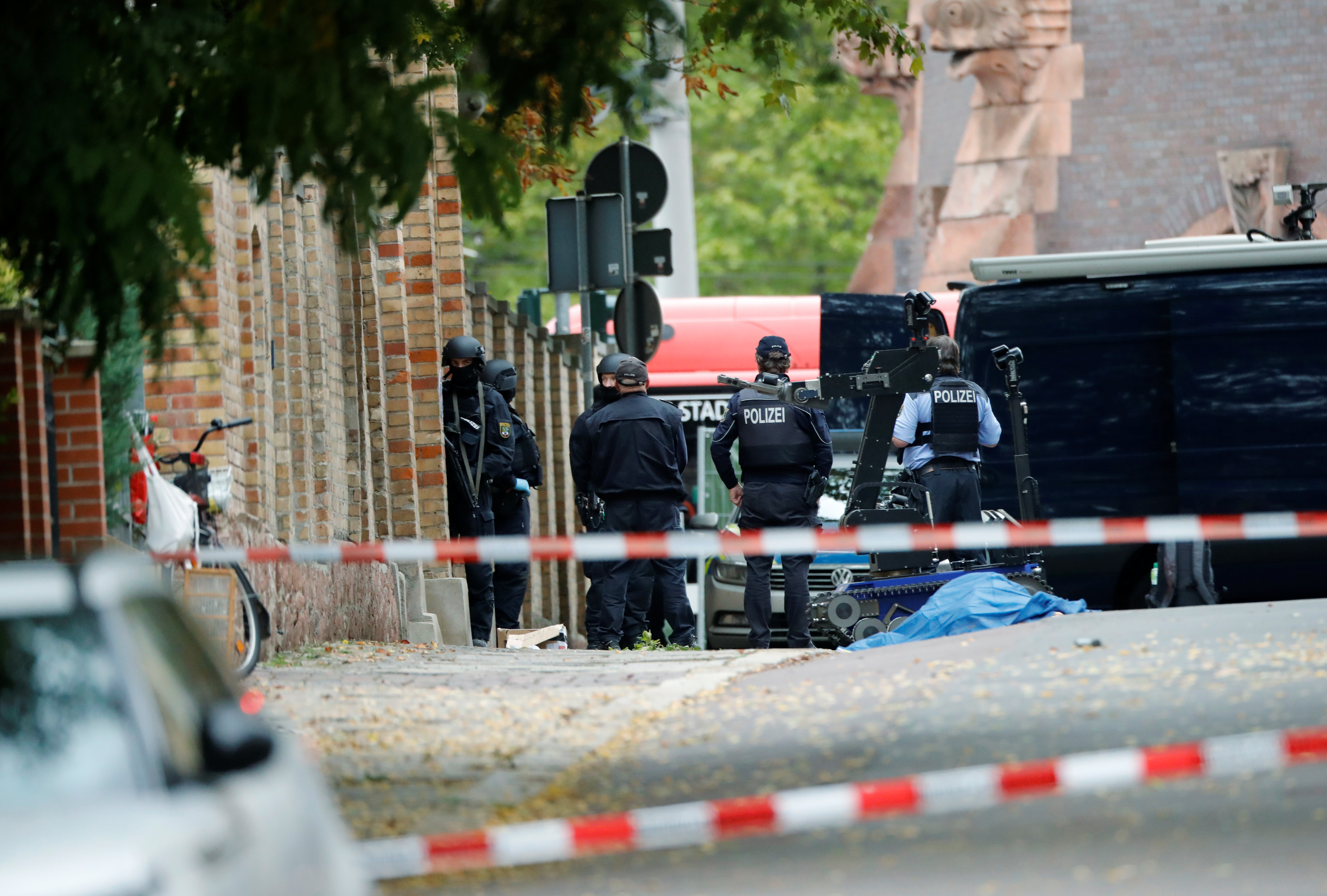 Γερμανία: Δύο νεκροί και δύο βαριά τραυματίες από την επίθεση στο Χάλε