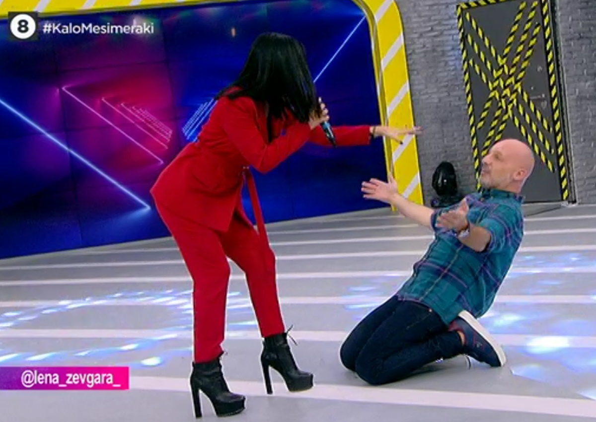 Λένα Ζευγαρά: Έκανε έκπληξη στον Νίκο Μουτσινά και χόρεψε μαζί του το «Έλα Έλα»! [video]