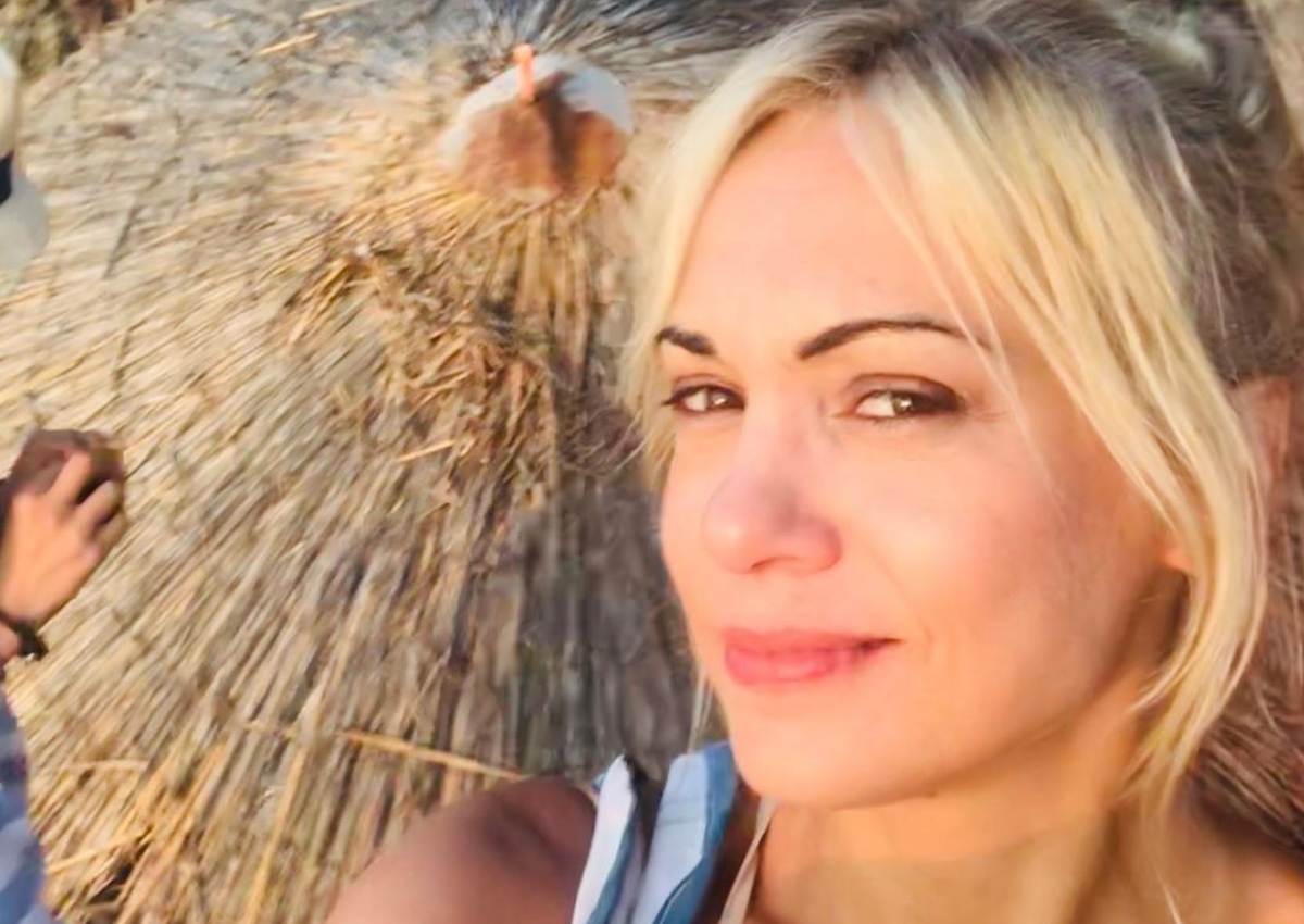 Η Λίνα Σακκά στην πιο αποκαλυπτική της φωτογράφηση!