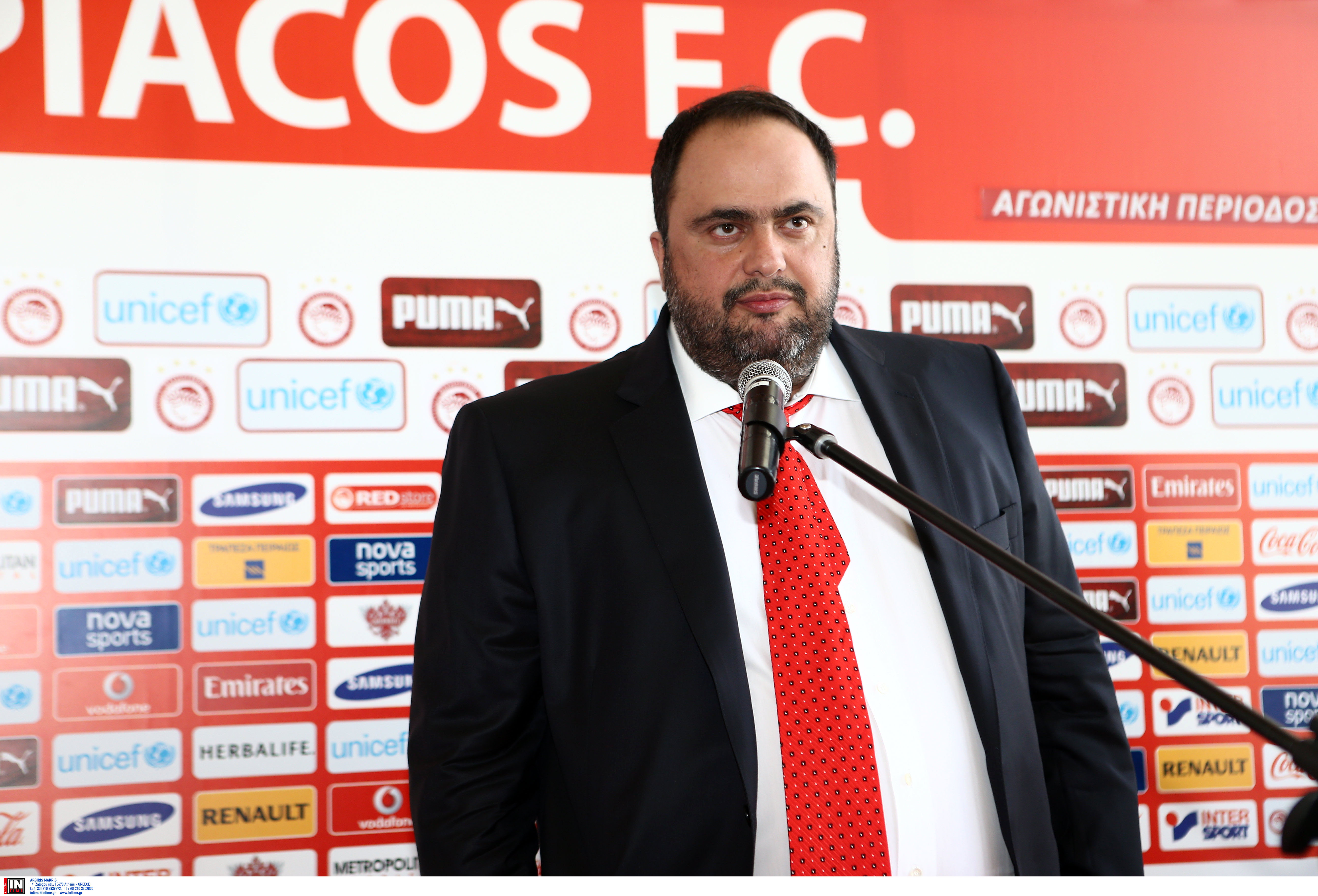 Θετικός ο Ολυμπιακός στη διακοπή της Superleague “αρκεί να μην υπάρχουν παύλες” όπως είπε ο Μαρινάκης