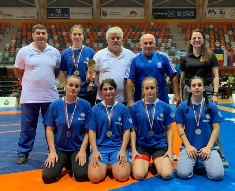 Σάρωσαν τα μετάλλια οι Έλληνες παλαιστές στο Βαλκανικό πρωτάθλημα!