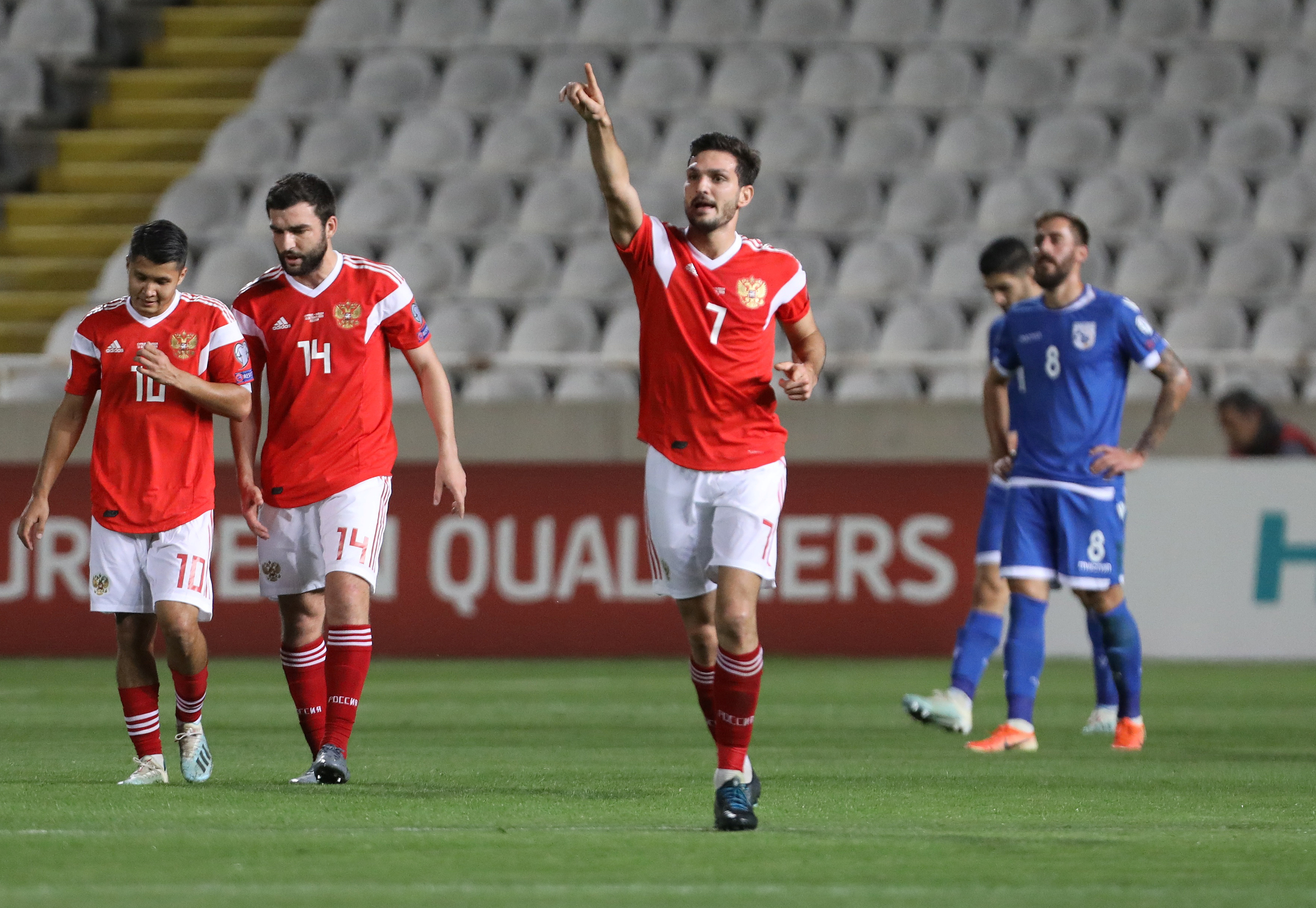 “Πεντάρα” η Ρωσία στην Κύπρο και… πρόκριση στο Euro! “Εξάσφαιρη” Σκωτία