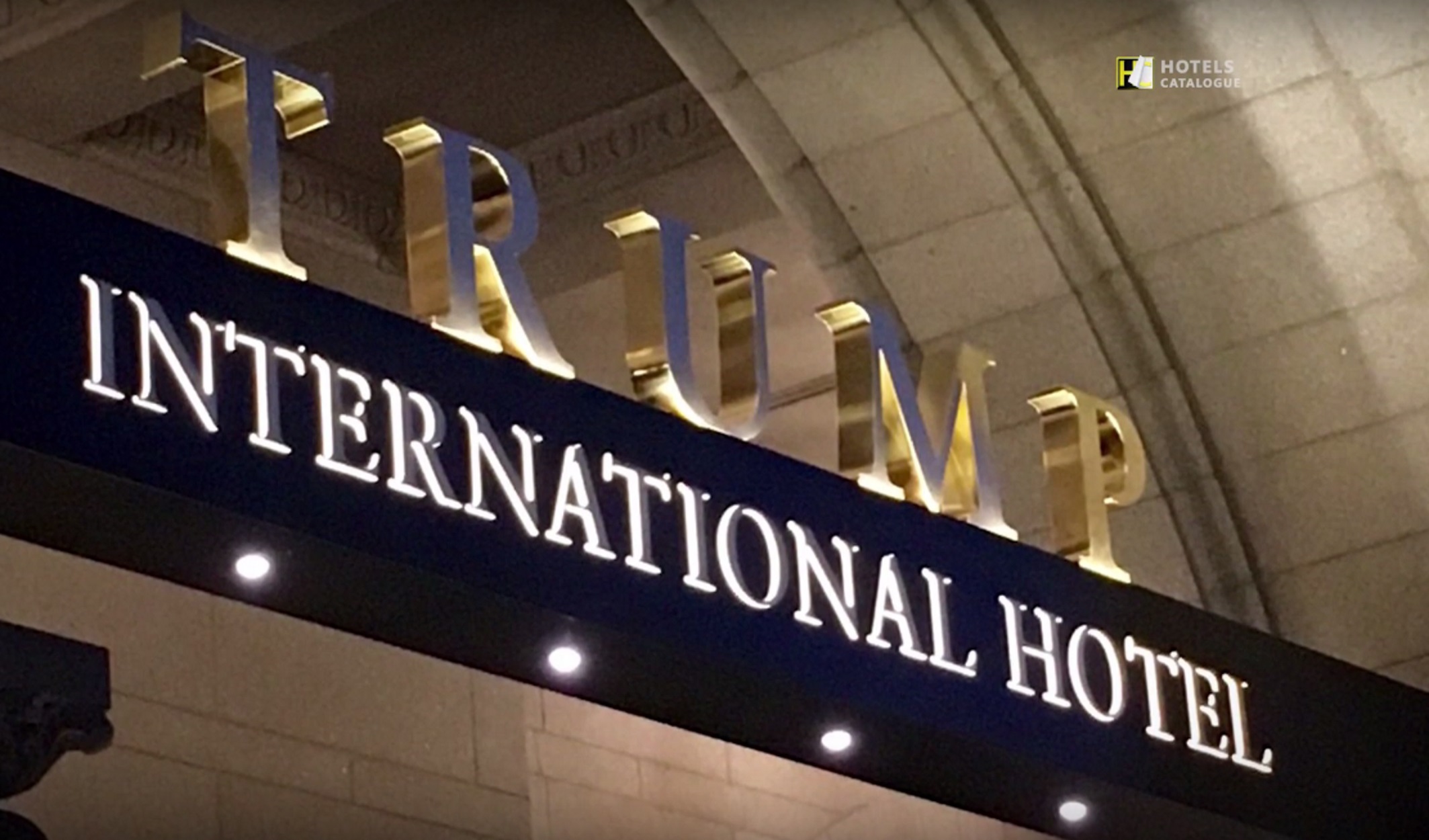 Διεθνές Ξενοδοχείο Τραμπ: Πωλείται μισό δις δολάρια το “παλάτι” της Ουάσιγκτον! video
