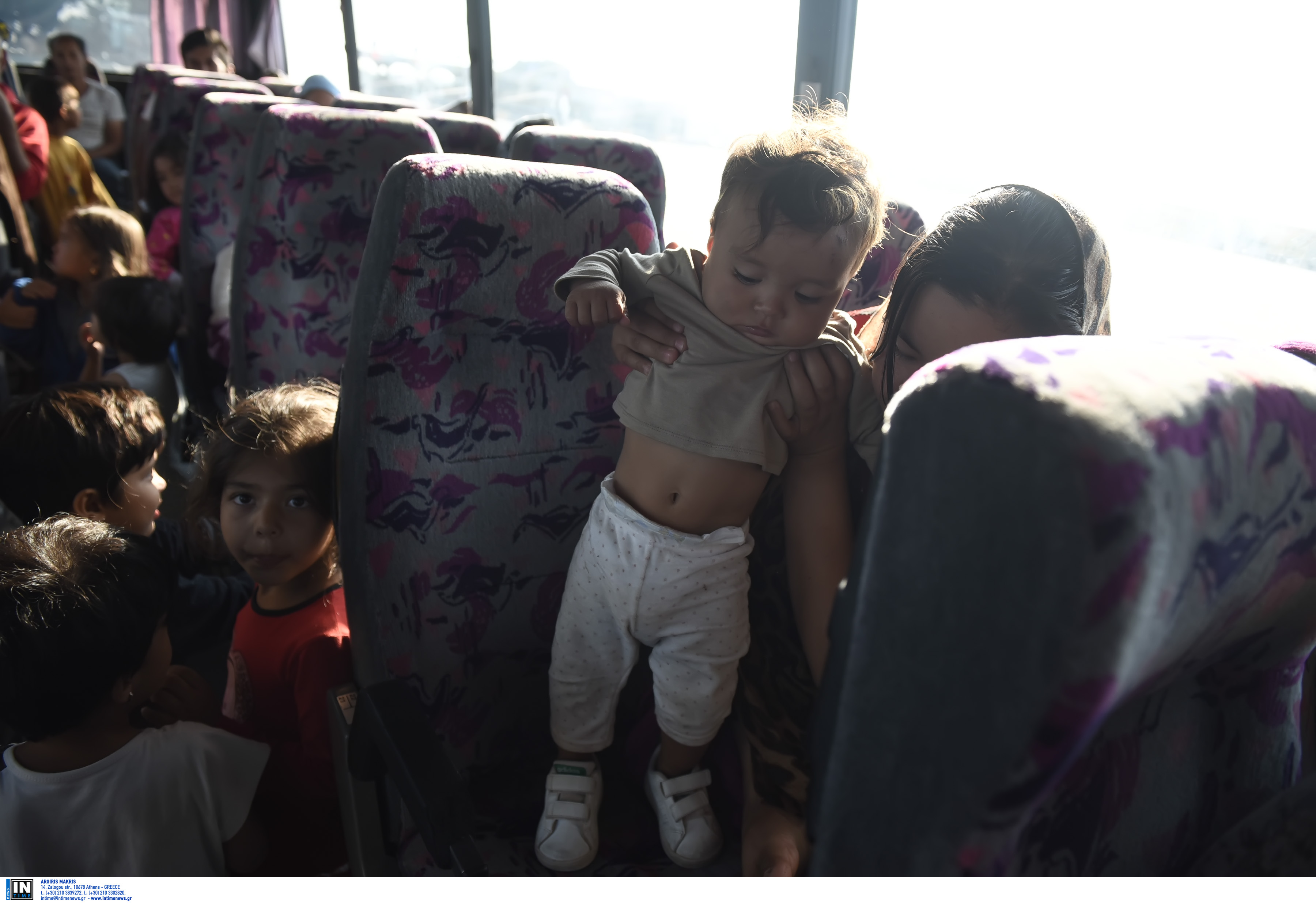 Κρήτη: Αγκαλιά σε ασυνόδευτα προσφυγόπουλα – 400 παιδιά σε μικρές δομές των 30 ατόμων!