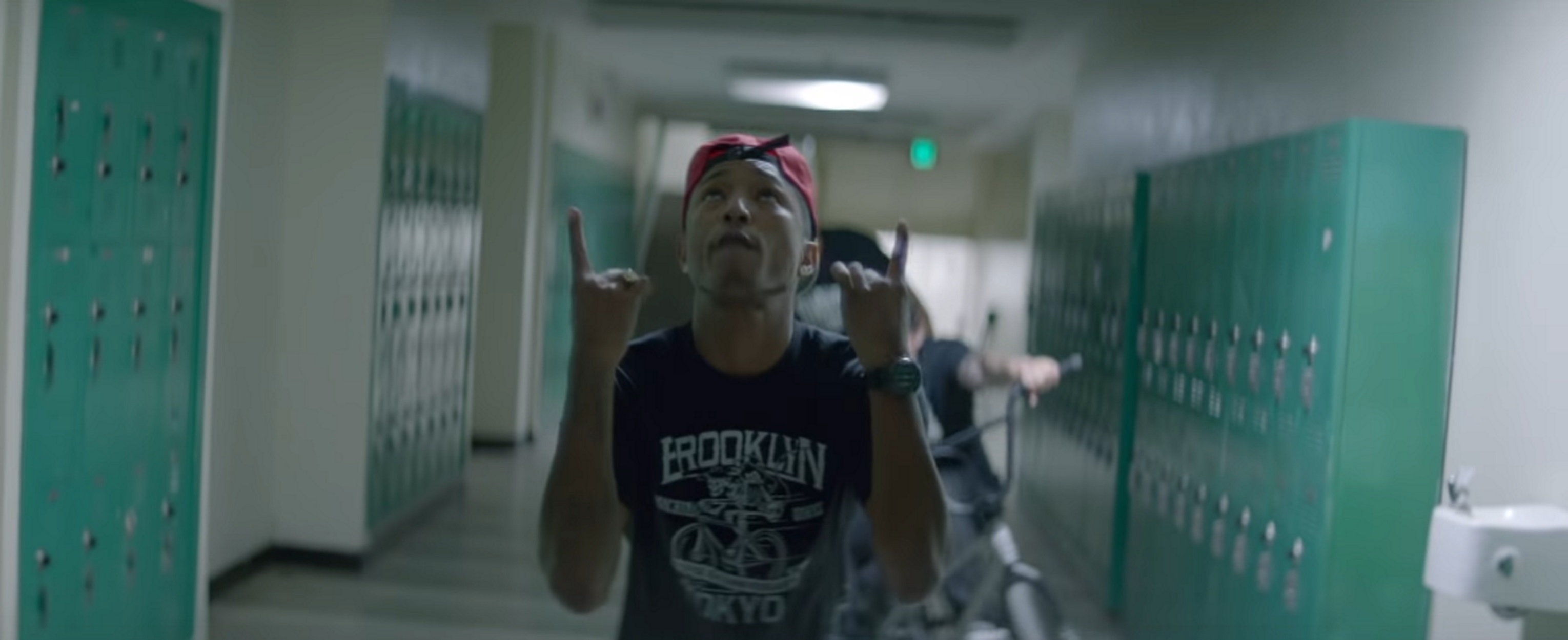 Pharrel Williams: “Αυτό είναι το τραγούδι μου που με κάνει να ντρέπομαι”!