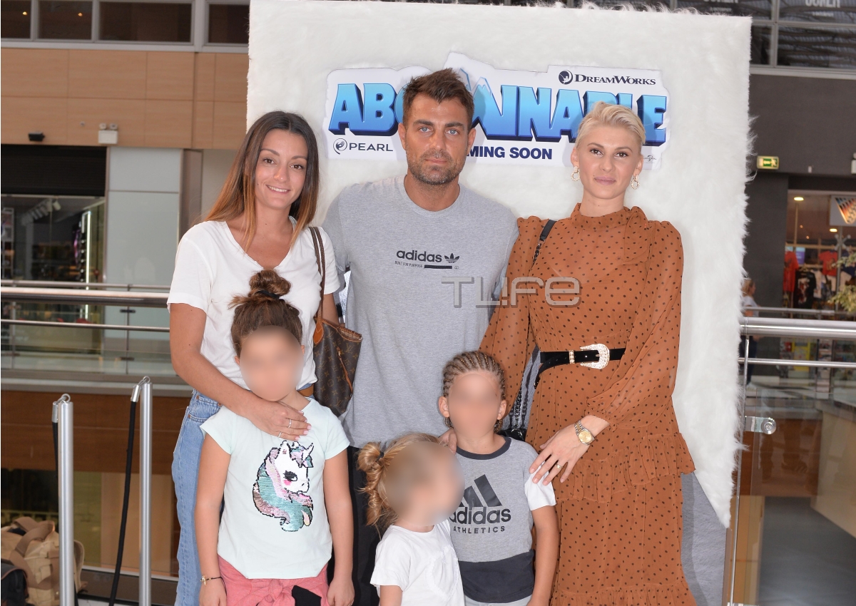 Χανταμπάκης – Πηλιάκη: Πού πήγαν το απόγευμα της Κυριακής με τα παιδιά τους; [pics]