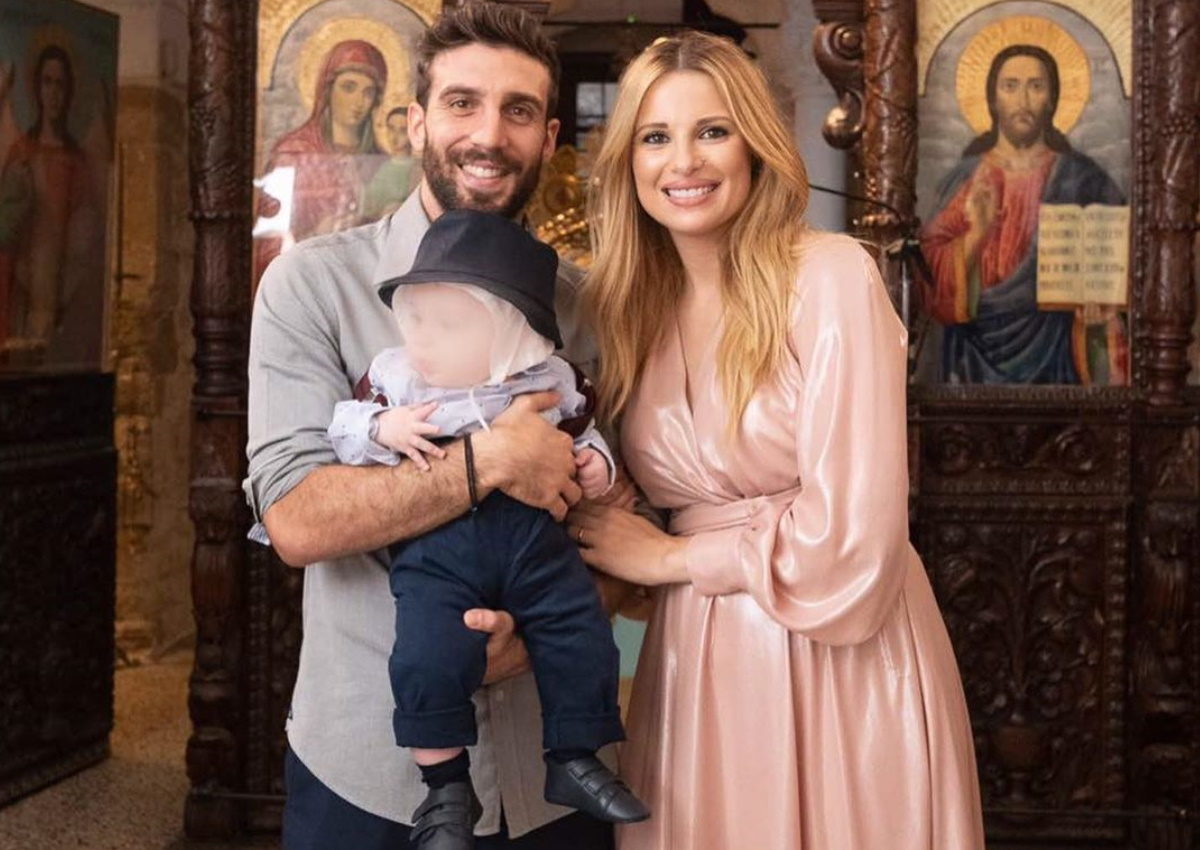 Χριστιάνα Αριστοτέλους – Γιώργος Εφραίμ: Νέες φωτογραφίες από τη βάφτιση του γιου τους!