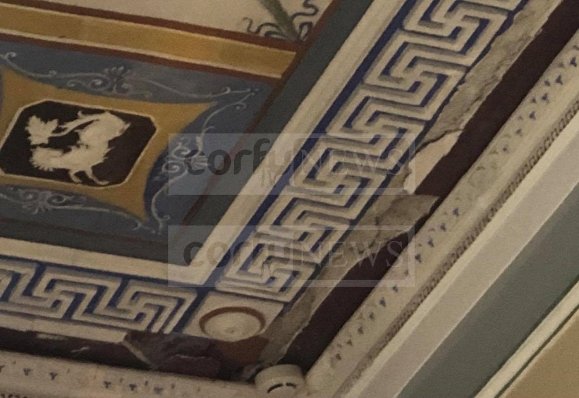 Κέρκυρα – Αχίλλειο: Εικόνες ντροπής στο παραμυθένιο παλάτι της πριγκίπισσας Σίσσυ [pics]