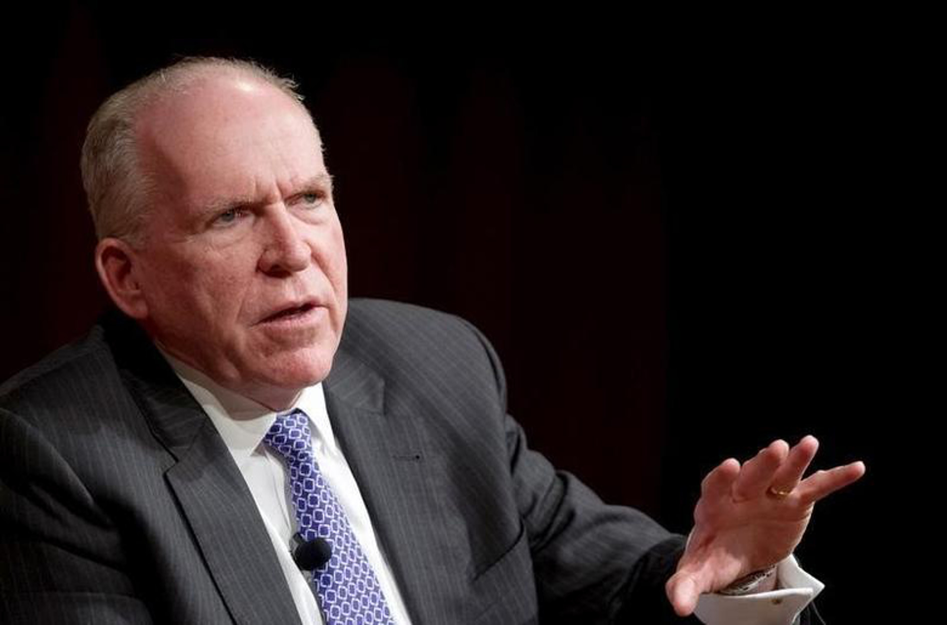 “Καταπέλτης” ο πρώην διευθυντής της CIA: Όσο είναι ο Τραμπ πρόεδρος δεν θα υπάρχει σταθερότητα