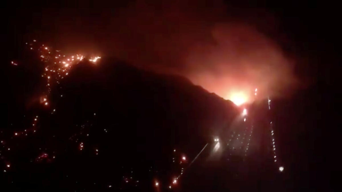 Καταστροφικές πυρκαγιές στην Καλιφόρνια – Χωρίς ρεύμα 850.000 νοικοκυριά