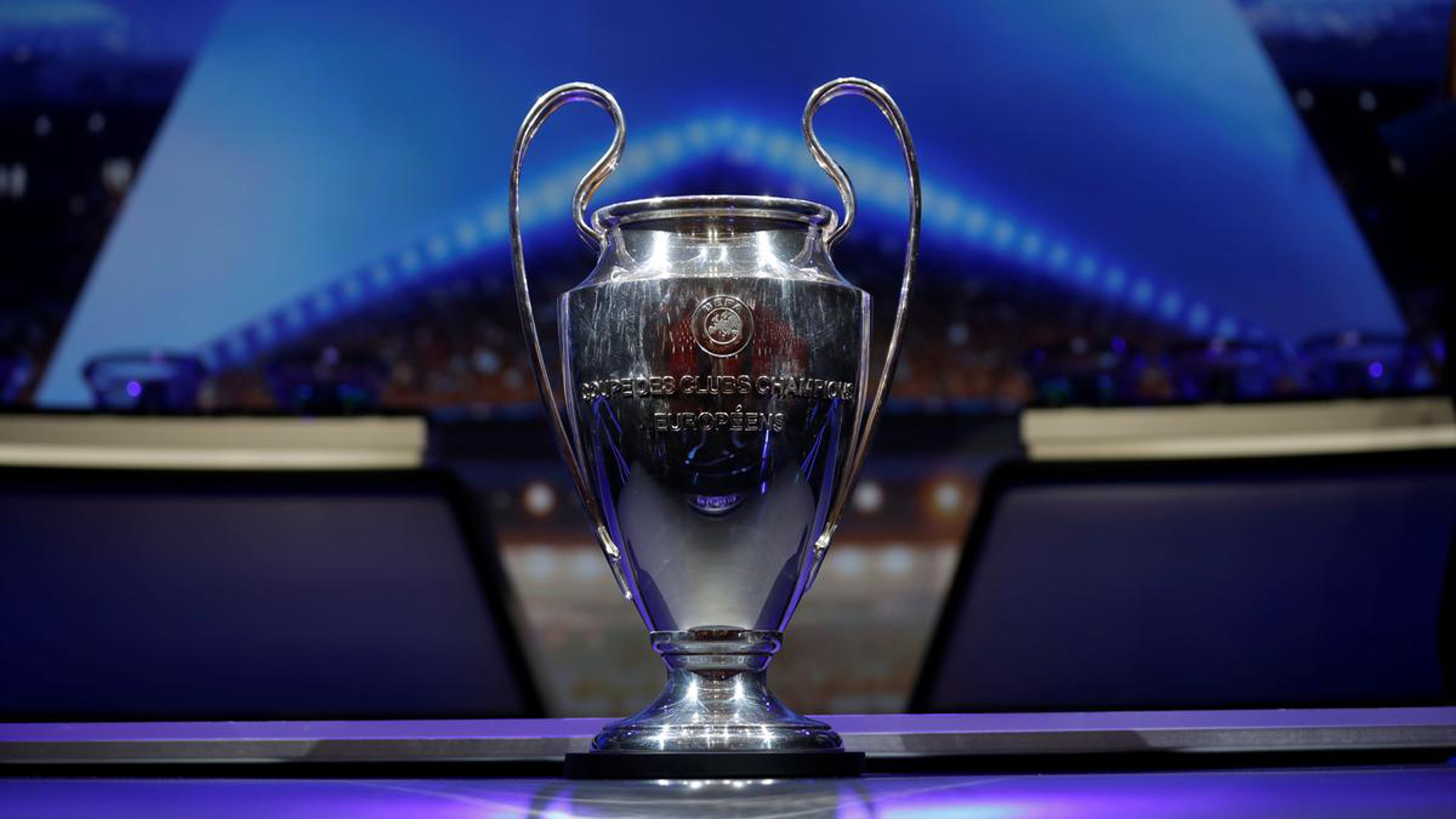 Champions League: Σε “Καμπ Νου” και “Άνφιλντ” κρίνεται η πρωτιά! “Πανικός” στον 8ο όμιλο