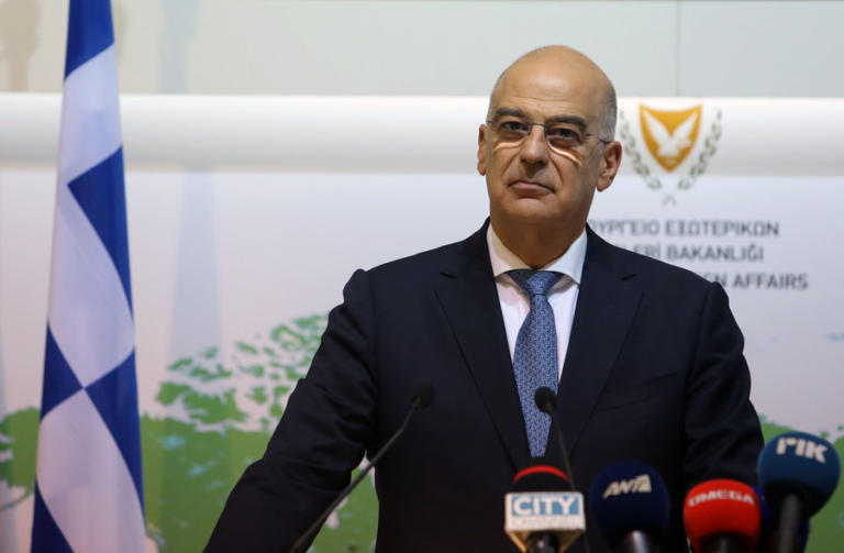 Δένδιας από Λευκωσία: Η Τουρκία φέρεται ως διεθνής ταραξίας