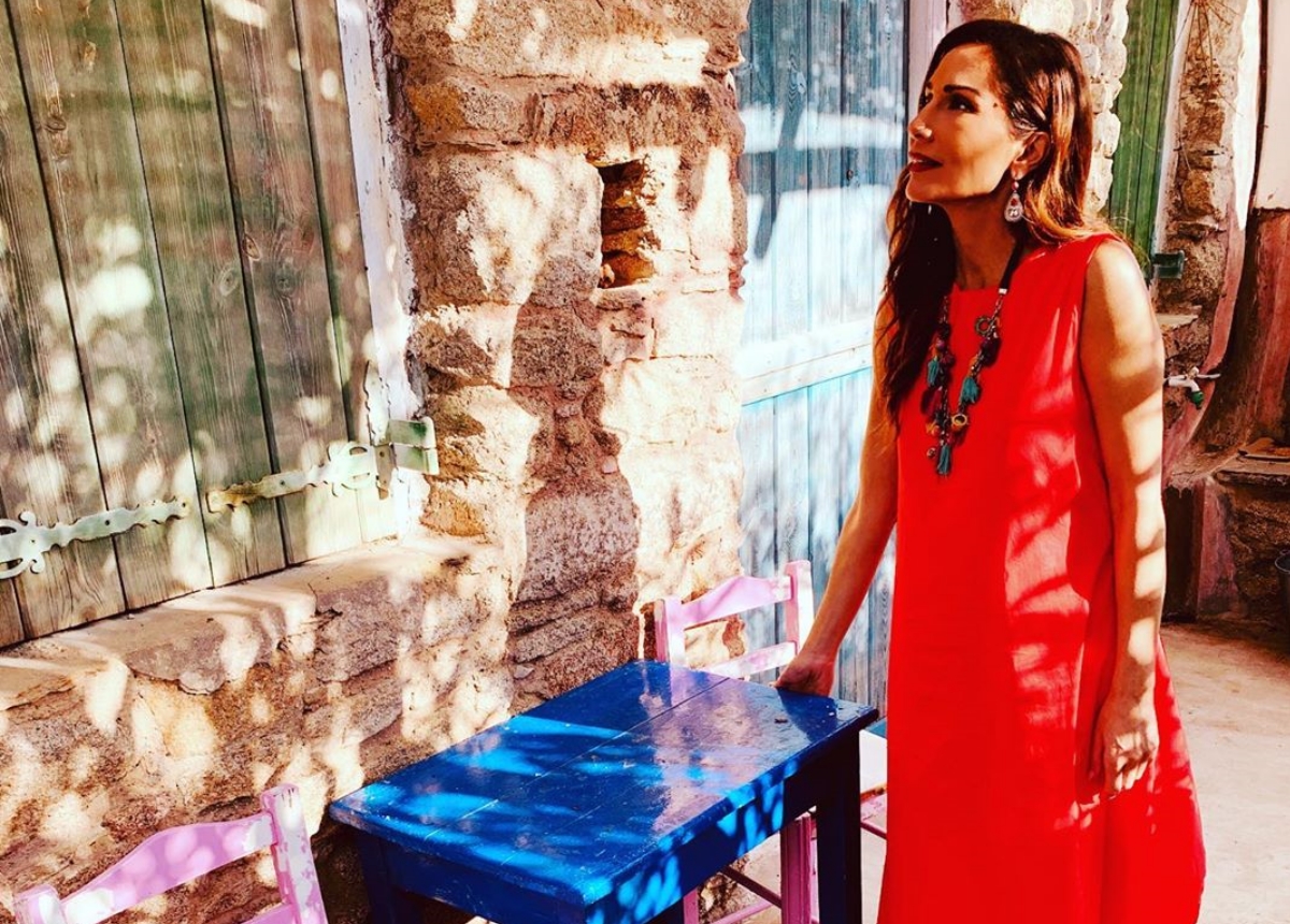 Ατύχημα για την Δέσποινα Βανδή κατά τη διάρκεια των γυρισμάτων της εκπομπής της στην Τήνο!