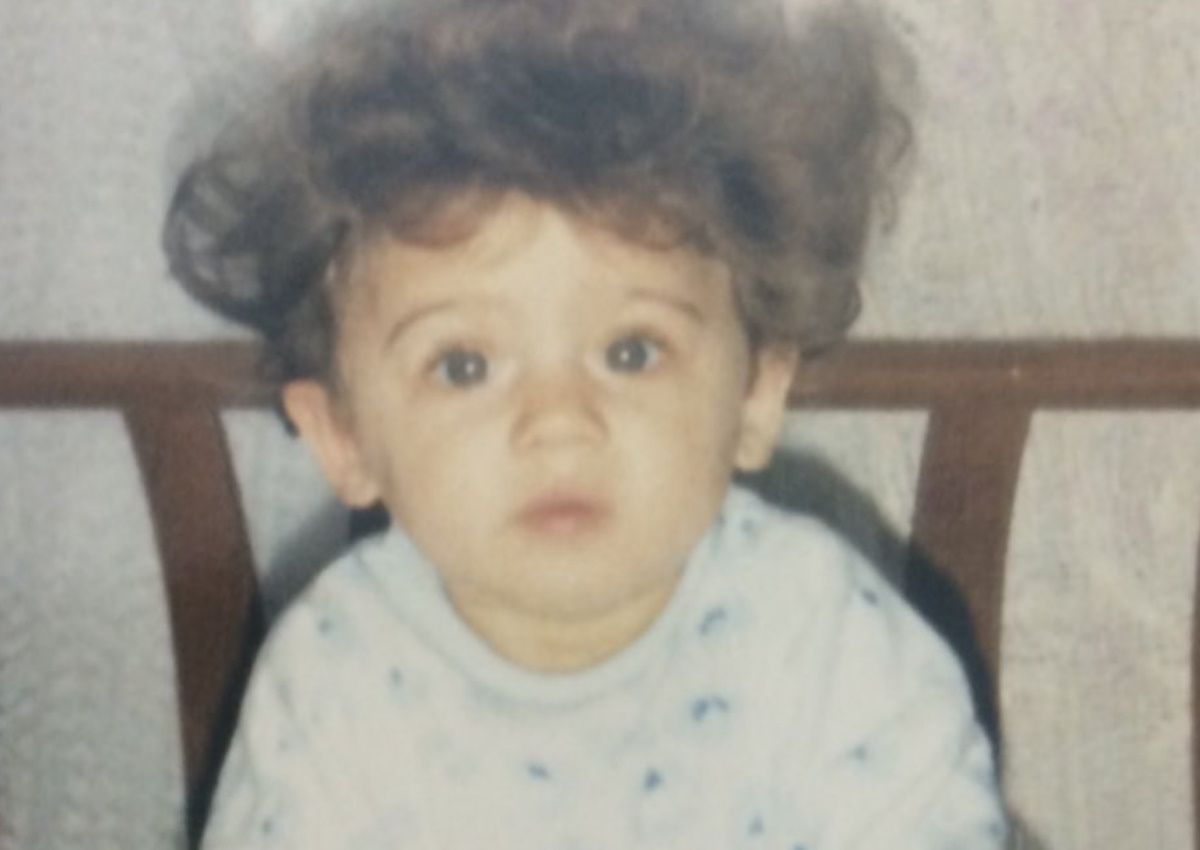 Την αναγνωρίζεις; Το κοριτσάκι της φωτογραφίας είναι σήμερα Ελληνίδα παρουσιάστρια!