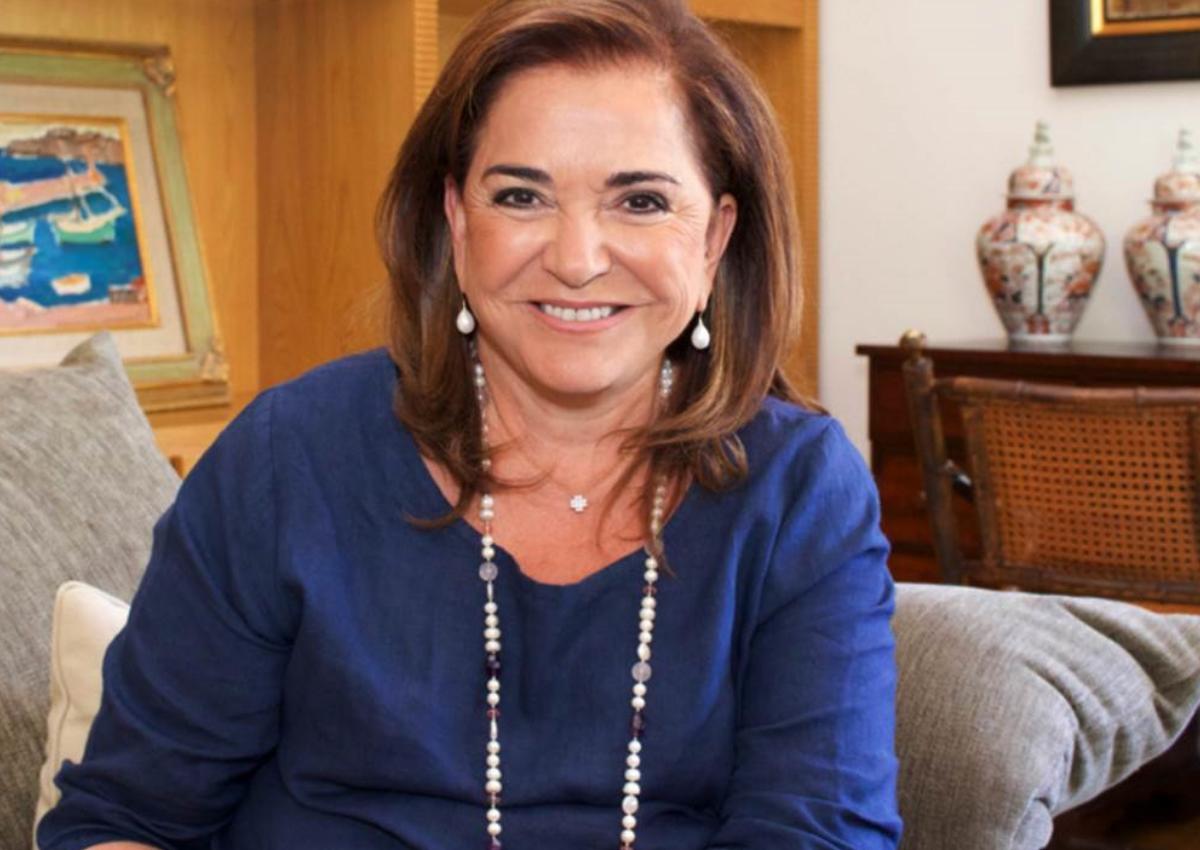 Σπάνια κοσμική έξοδος για την Ντόρα Μπακογιάννη και τον Ισίδωρο Κούβελο!