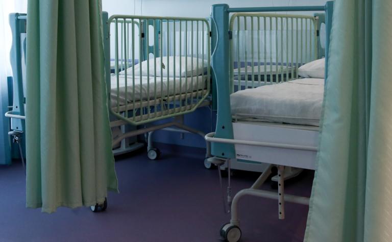 Πώς σχετίζεται το εγκεφαλικό και ο λίγος ύπνος με τον πρόωρο θάνατο;
