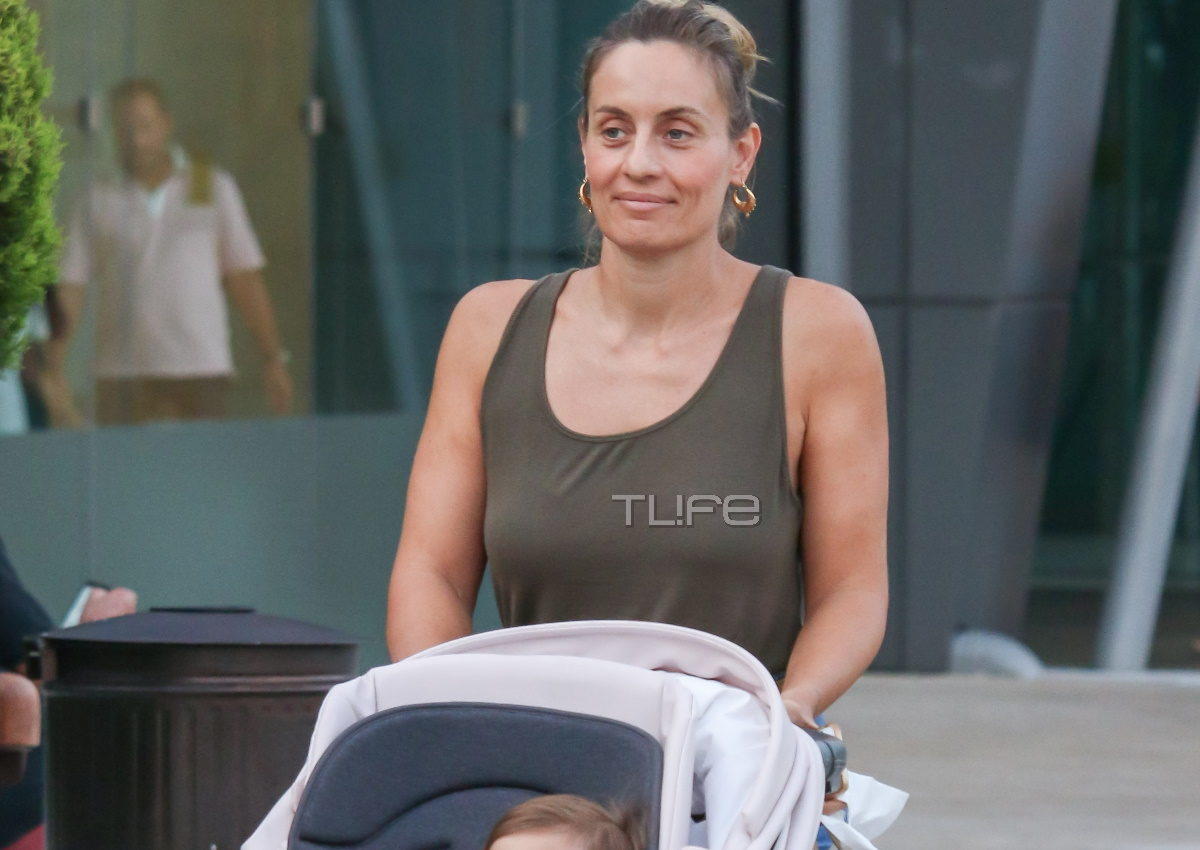 Ελεονώρα Μελέτη: Πάει παντού με την κόρη της! Οι βόλτες τους στα βόρεια προάστια