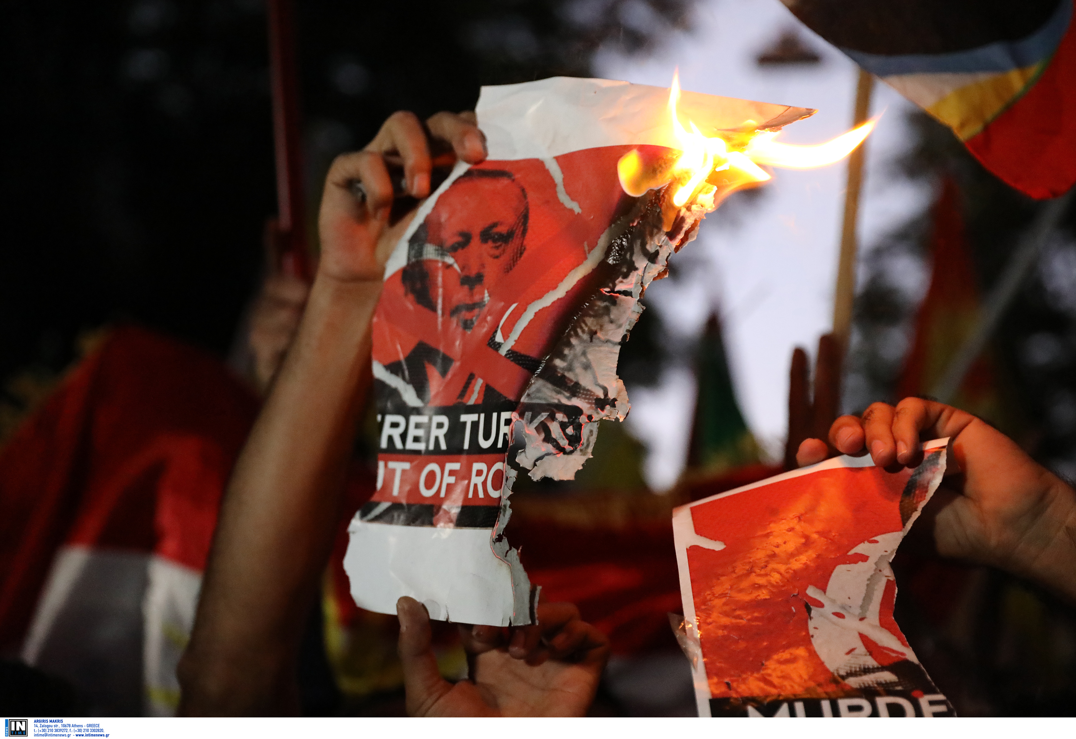 Συγκέντρωση Κούρδων στο κέντρο της Αθήνας για την τουρκική εισβολή στη Συρία [Pics]
