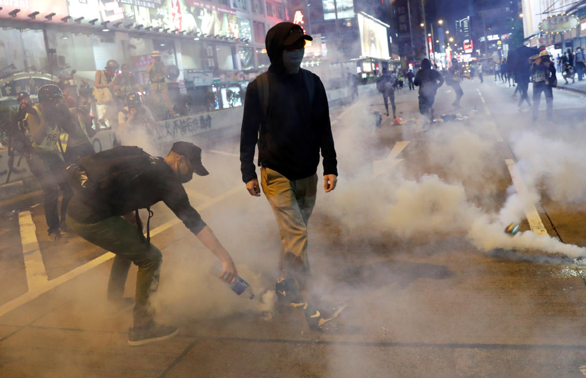 Κόλαση στο Χονγκ Κονγκ! Χημικά κατά των διαδηλωτών και νέα επεισόδια