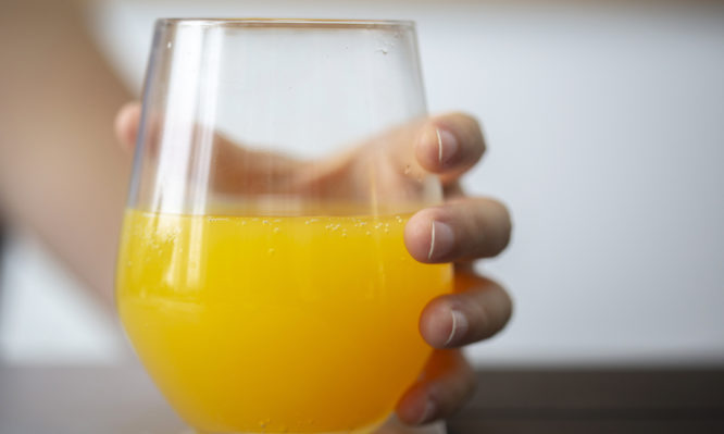 Τον νου σας στα πιο συνήθη ροφήματα και ποτά που ανεβάζουν το ουρικό οξύ