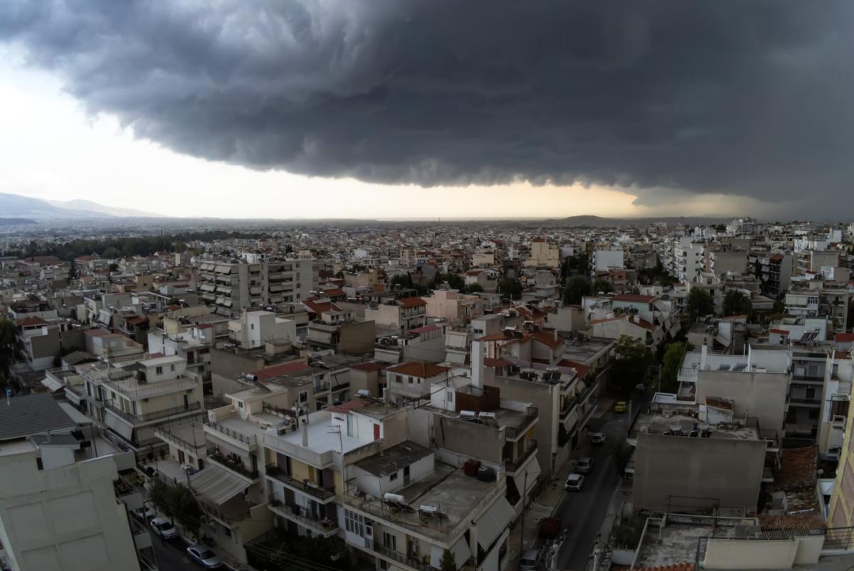 καιρός shelf cloud