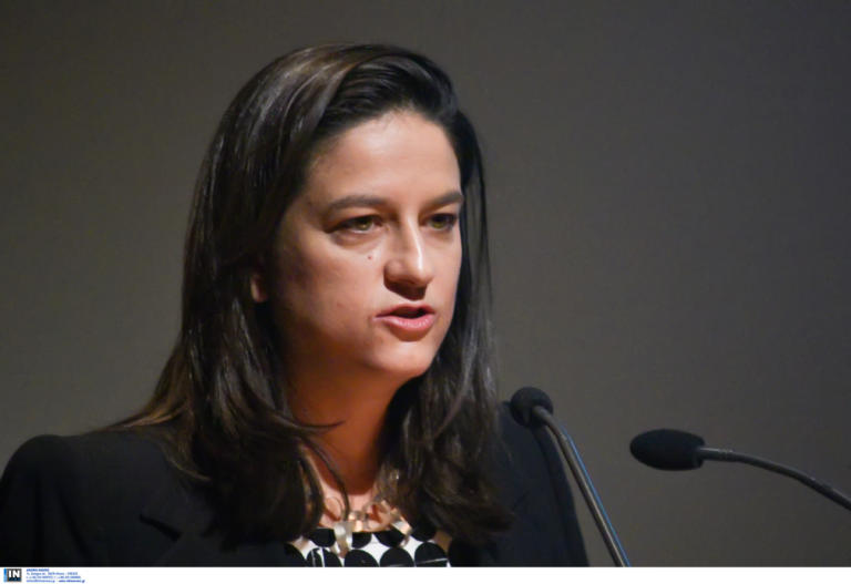 Κεραμέως: Τα πανεπιστήμια θα αποφασίζουν για τον αριθμό των εισακτέων