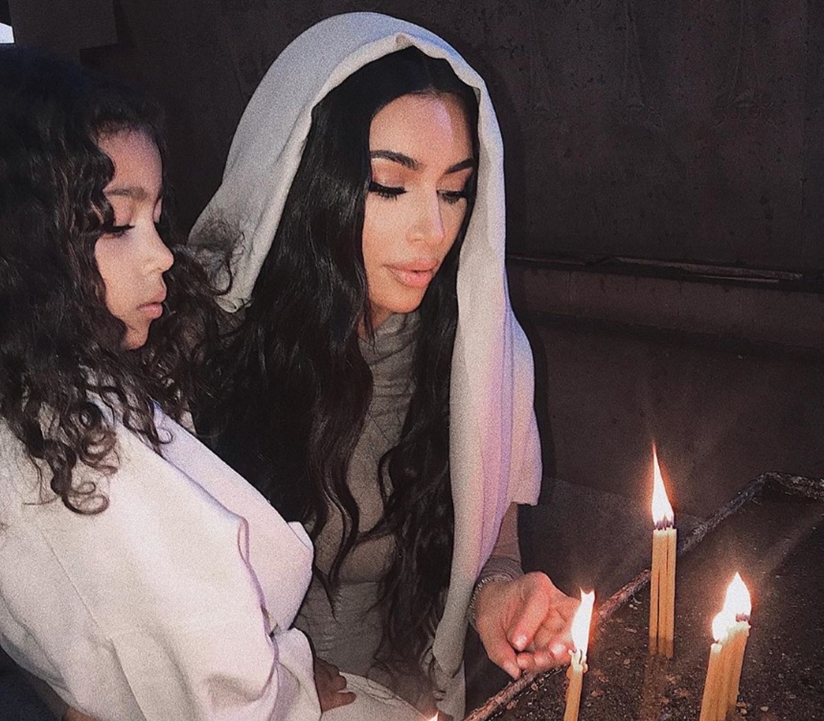 Kim Kardashian: Βαφτίστηκε μαζί με τα παιδιά της στην Αρμενία!