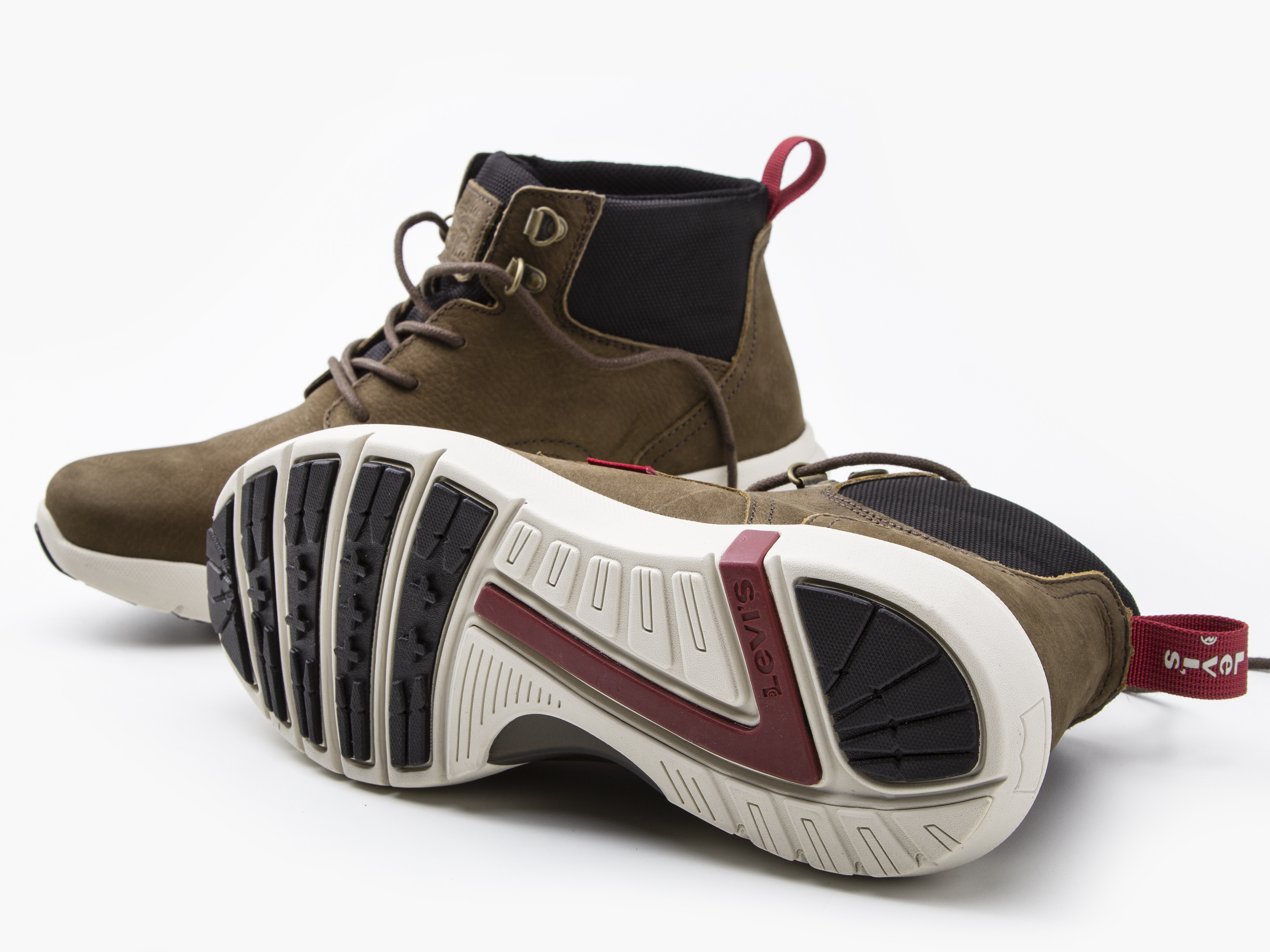 Παπούτσια με το κύρος της Levi’s που θα σας καταπλήξουν