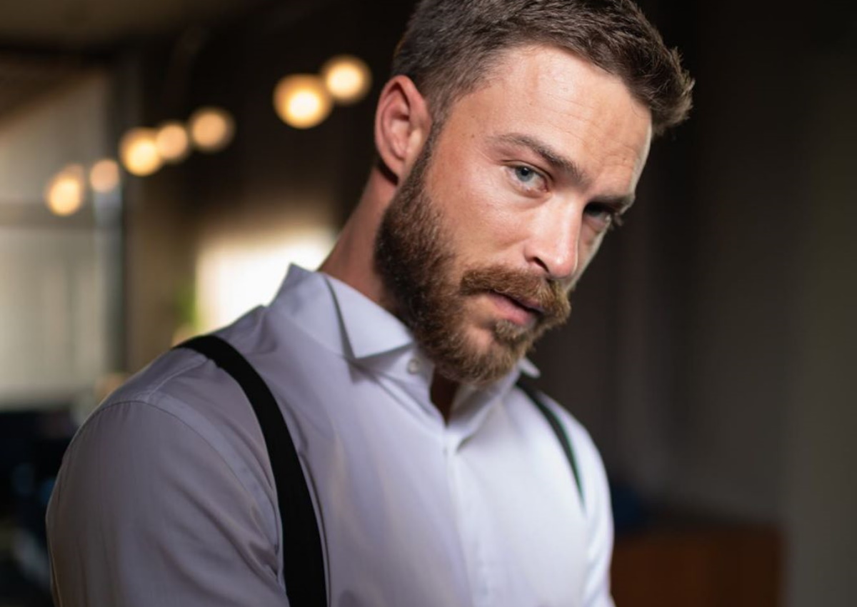 Ο Στέφανος Μιχαήλ… εισβάλει στις «8 λέξεις»!