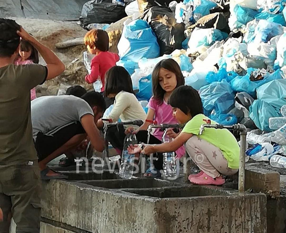 Μόρια: Άνθρωποι και σκουπίδια – Εικόνες σοκ από τον καταυλισμό